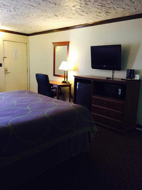 Super 8 By Wyndham Enid Hotel Exterior foto